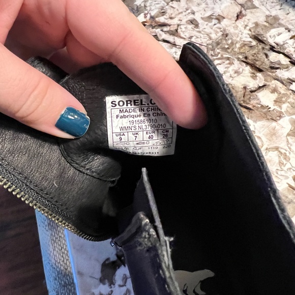 Sorel Wedge Boot - Picture 3 of 3